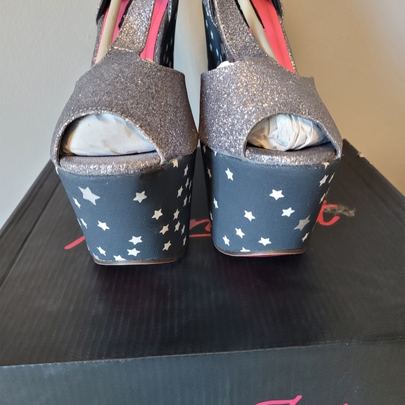 Iron Fist Starry Night Super Platforms, New with Flaws, Size 7 - Picture 2 of 13
